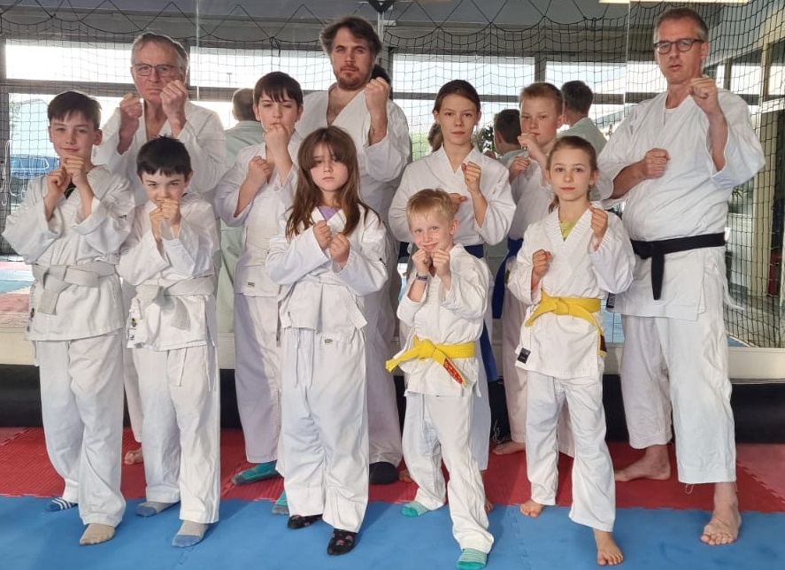 Erfolgreiche Gurtprüfungen im Shotokan Club Butzbach e.V.